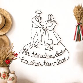 Néptáncos ajándék - autentikus magyar népi dekoráció drótból. 